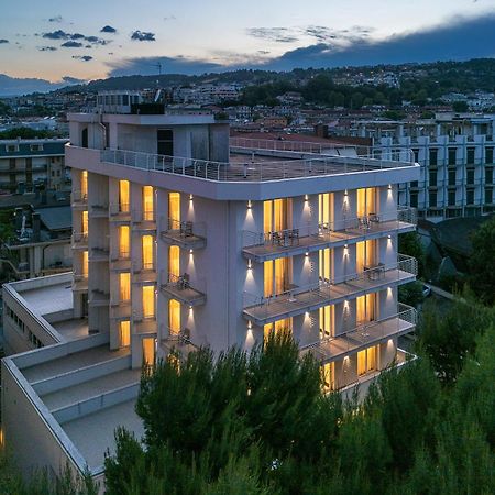 Hotel Velia Гроттамаре Экстерьер фото